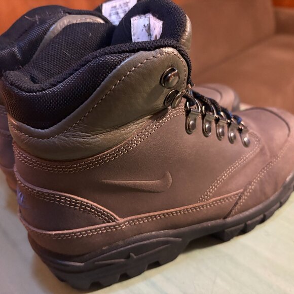 Vintage 90s 1997 Womens Nike ACG Gray Hiking Boots Size 7 - Picture 11 of 11